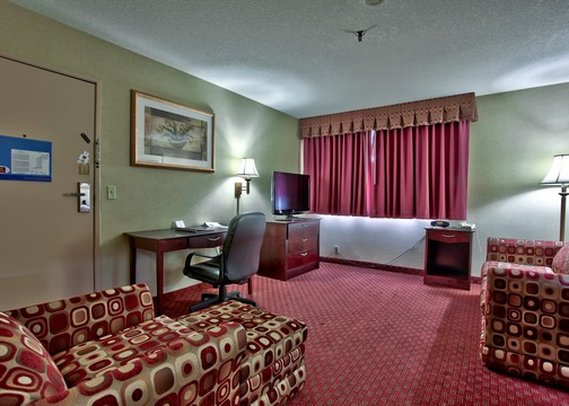 Clarion Inn - Blythe, CA