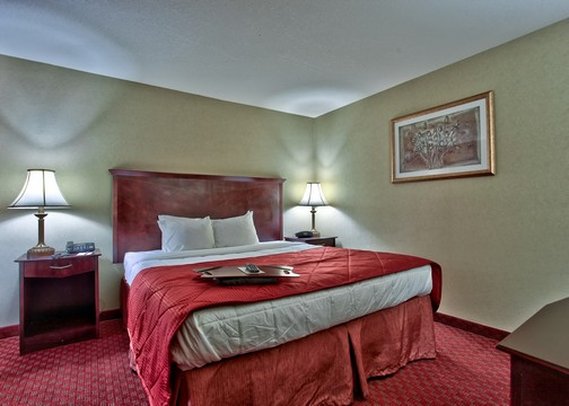 Clarion Inn - Blythe, CA
