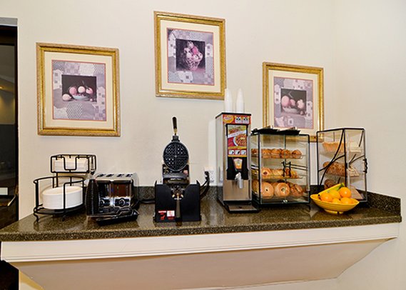 Best Western Bennettsville Inn - Bennettsville, SC