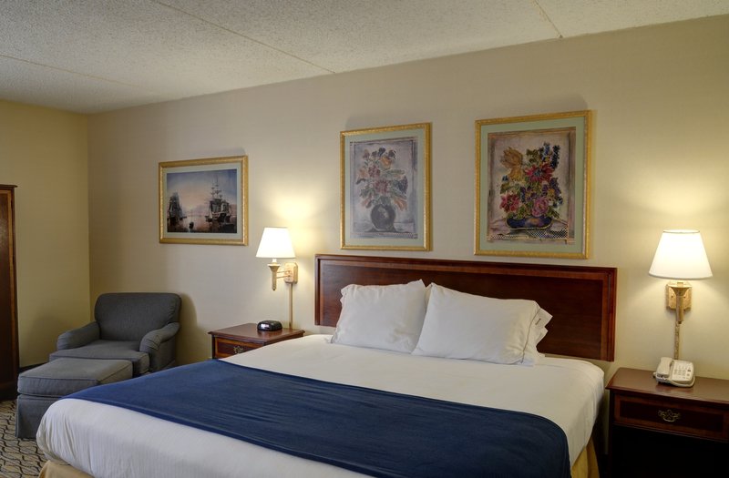 Holiday Inn Express ANDOVER NORTH-LAWRENCE - Lawrence, MA