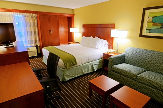 Holiday Inn Express-Hampton - Hampton, VA