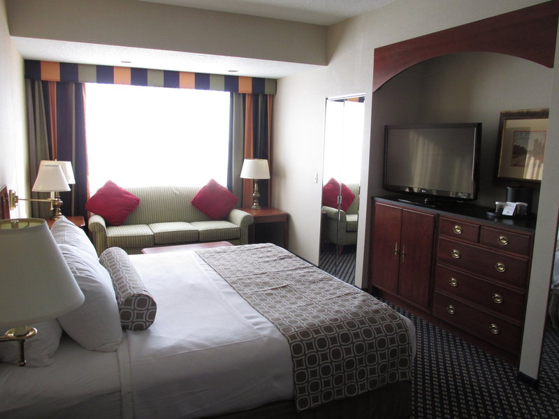 Crowne Plaza-Springfield - Mount Pulaski, IL