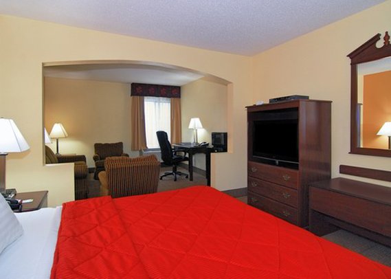 Quality Inn & Suites - Richburg, SC