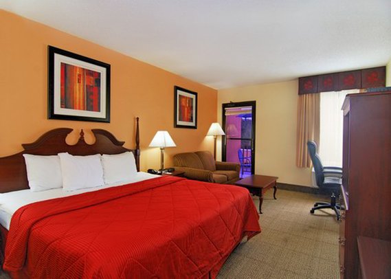 Quality Inn & Suites - Richburg, SC