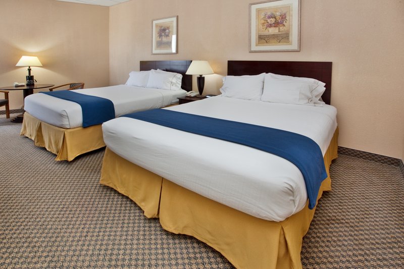 Holiday Inn Express MACON (I-75 & RIVERSIDE) - Macon, GA
