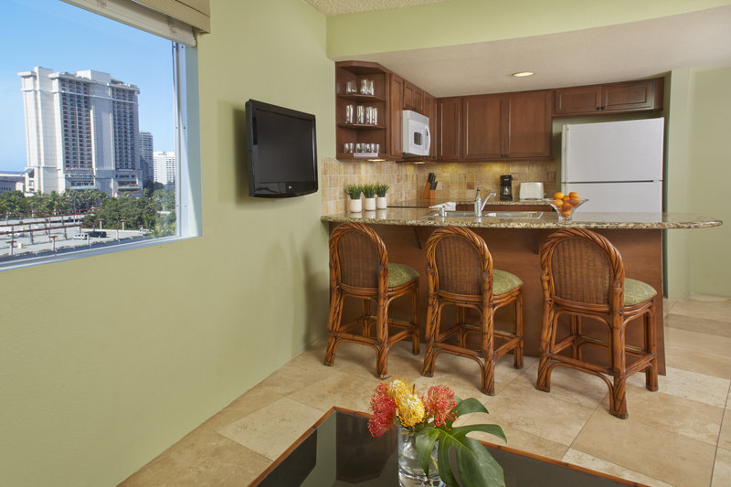 Outrigger Luana Waikiki, An Ascend Collection Hotel - Honolulu, HI