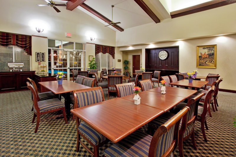 Holiday Inn Hotel & Suites Peachtree City - Peachtree City, GA