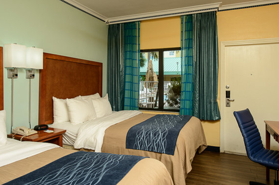 Comfort Inn & Suites Port Canaveral Area - Cocoa Beach, FL