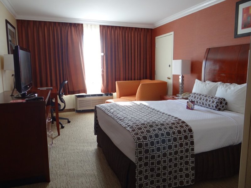Crowne Plaza MONROE SOUTH BRUNSWICK - Monroe Township, NJ