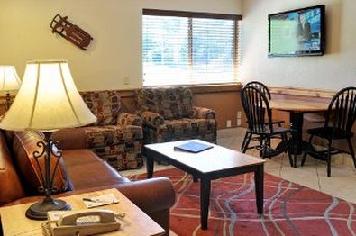 Best Western Sunapee Lake Lodge - Newbury, NH