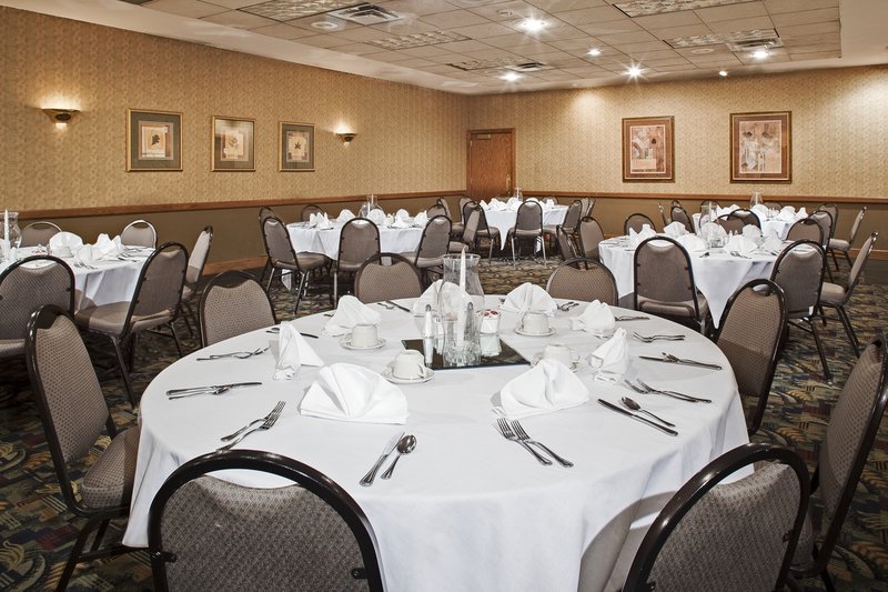 Holiday Inn - Coralville, IA