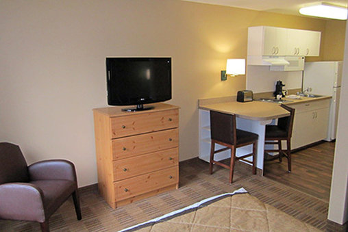 Furnished Studio - Orange County - Cypress, CA