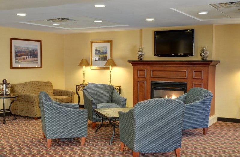 Holiday Inn Express ANDOVER NORTH-LAWRENCE - Lawrence, MA