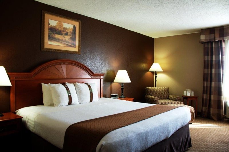 Holiday Inn NORTH LITTLE ROCK - North Little Rock, AR