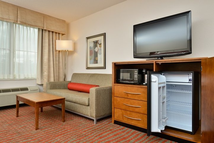Holiday Inn Express BOSTON-MILFORD - South Lancaster, MA