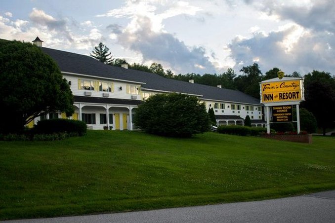 Town & Country Motor Inn - Gorham, NH