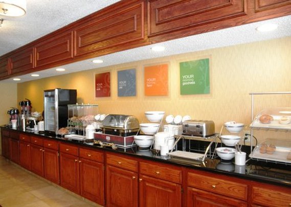 Holiday Inn Express - Uniondale, IN