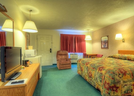 Rodeway Inn - Whitehall, MT