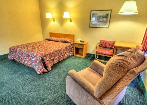 Rodeway Inn - Whitehall, MT