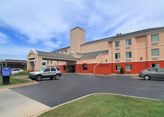 Econo Lodge - Urbana, IL