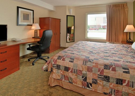 Econo Lodge - Urbana, IL