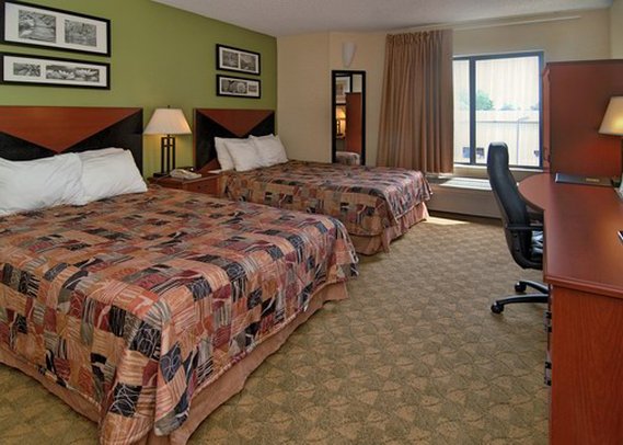 Econo Lodge - Urbana, IL