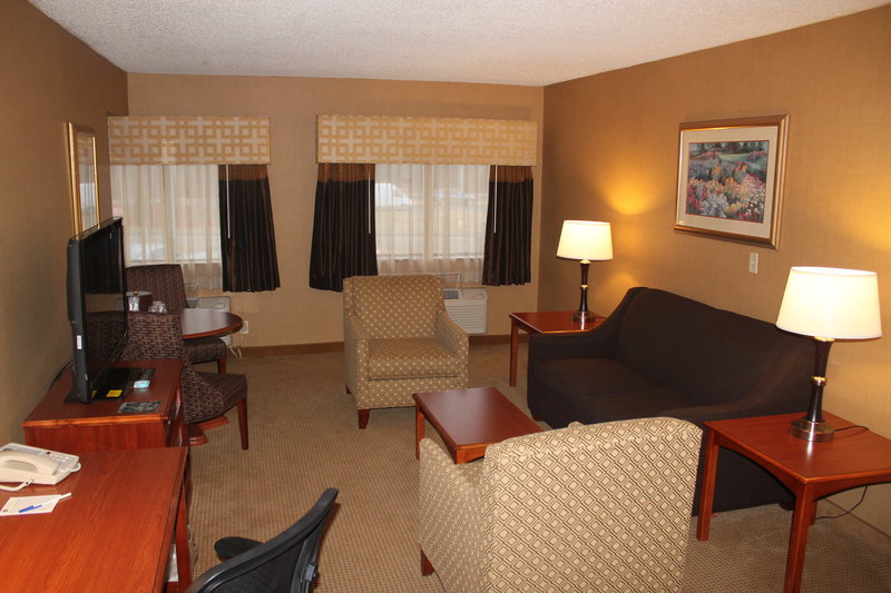 Best Western Plus North Haven Hotel - North Haven, CT