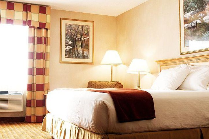 Holiday Inn Express JOLIET-PLAINFIELD I-55 NORTH - Joliet, IL
