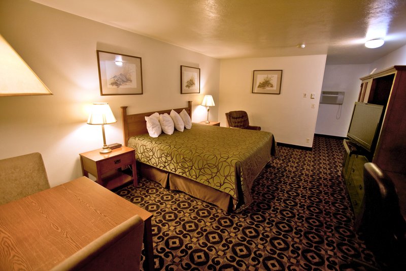 Americas Best Value Inn - Roosevelt, UT