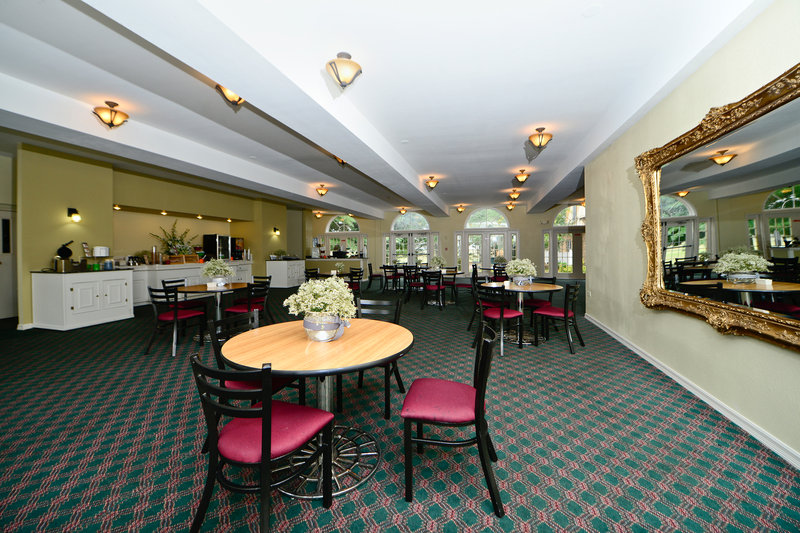 Americas Best Value Inn & Suites - Sikeston, MO