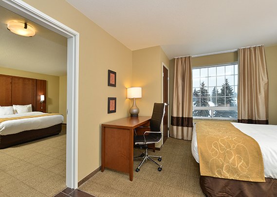 Comfort Suites - Minot, ND