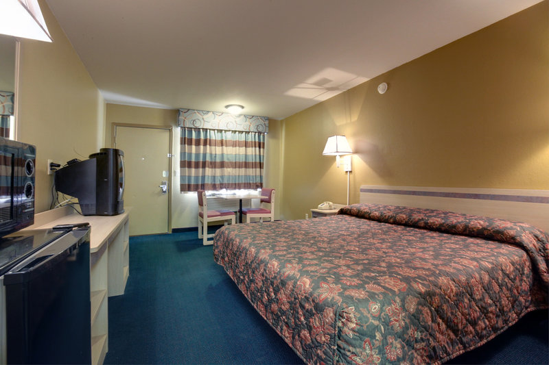 Americas Best Value Inn - Enid, OK