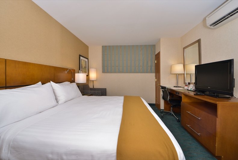 Holiday Inn Express NEW YORK JFK AIRPORT AREA - Kew Gardens, NY