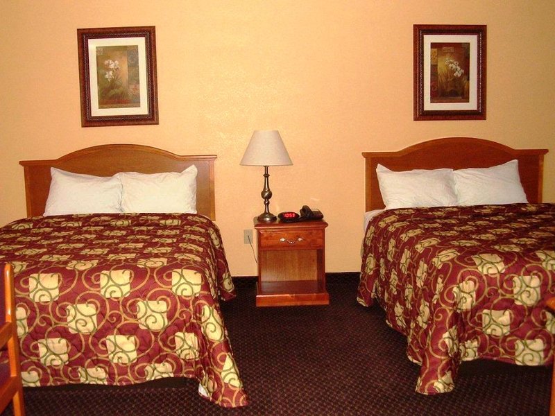 Americas Best Value Inn - Lawrenceburg, TN