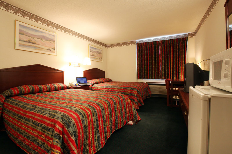 Americas Best Value Inn - Macomb, IL