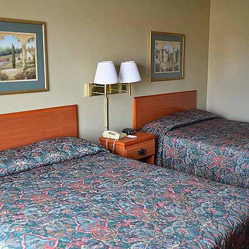 Howard Johnson Inn Pensacola Fl - Pensacola, FL