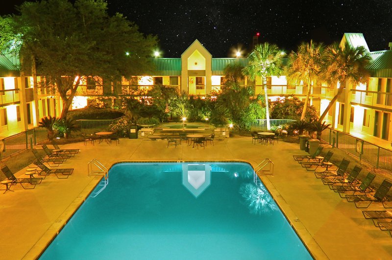 BEST WESTERN PLUS Seaway Inn - Gulfport, MS