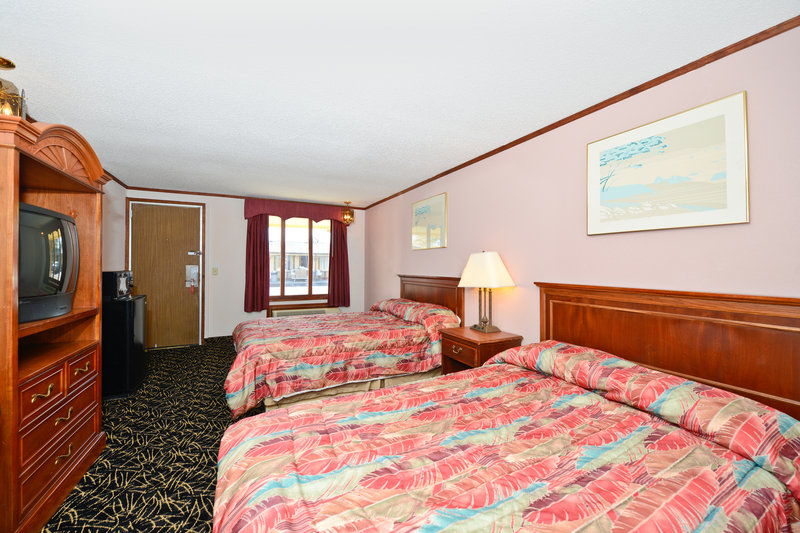 Econo Lodge - Warren, MI