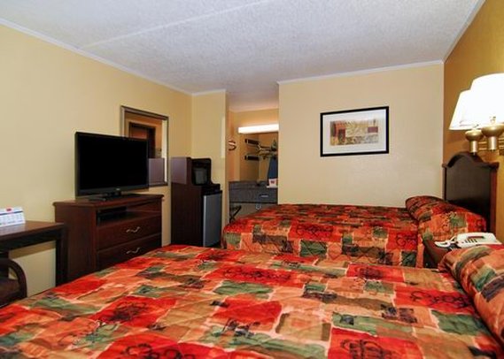 Econo Lodge - Lenoir City, TN