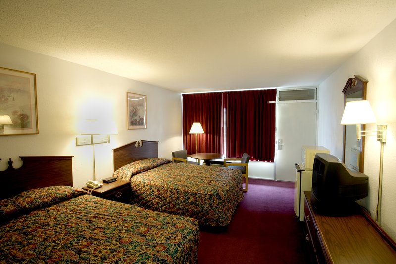 Americas Best Value Inn & Suites Yucca Valley - Yucca Valley, CA