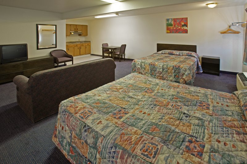 Americas Best Value Inn & Suites-Seguin - Seguin, TX