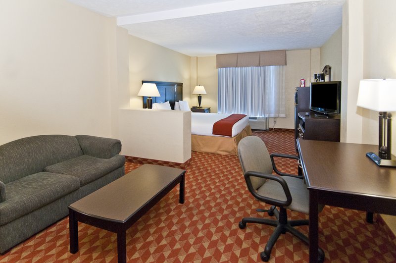 Americas Best Value Inn - West Point, MS