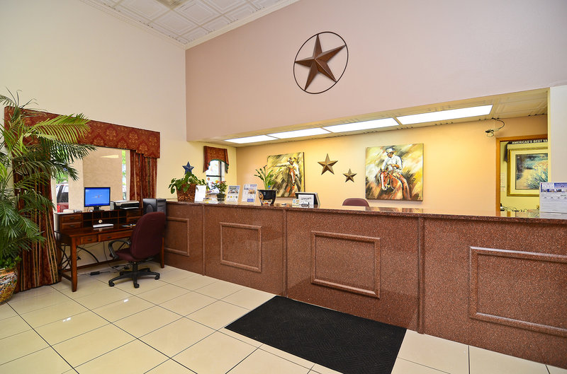 Americas Best Value Inn - Sealy, TX