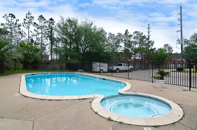 Americas Best Value Inn - Sealy, TX