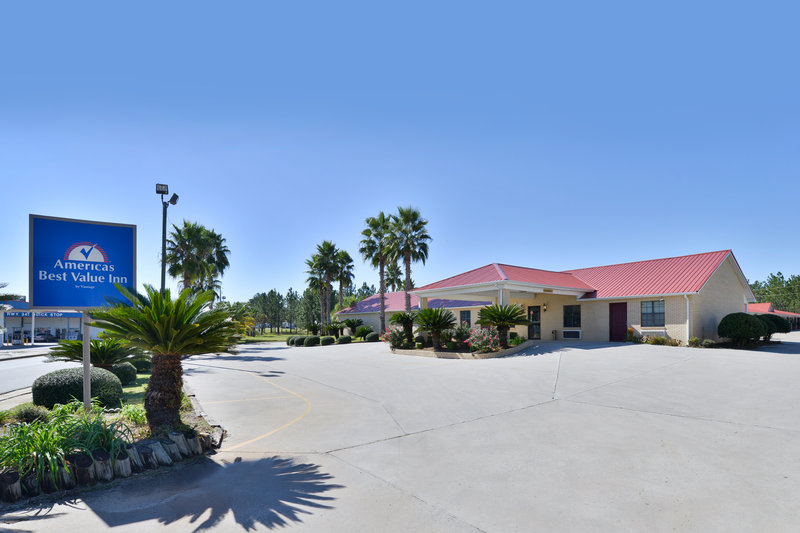 Americas Best Value Inn - Hazlehurst, GA