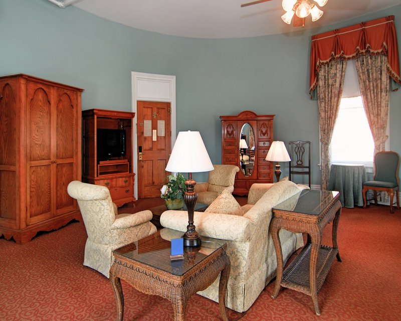 Best Western Plus-Windsor - Americus, GA