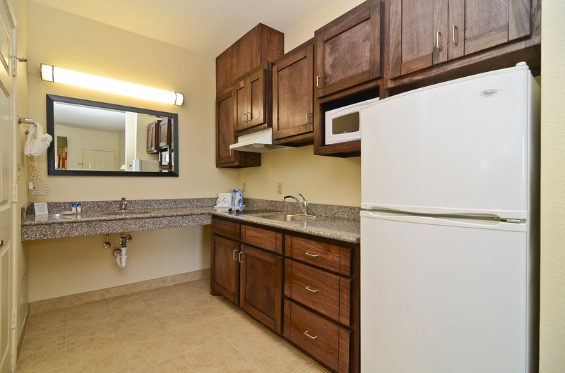 Americas Best Value Inn & Suites Tomball - Tomball, TX