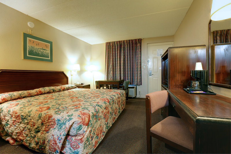 Americas Best Value Inn - Bainbridge, GA