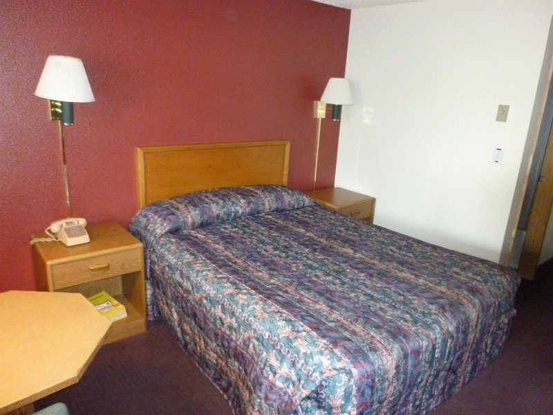 Willow Spring Motel - Cheney, WA