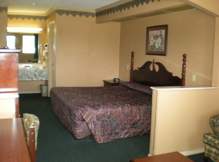 Western Inn & Suites - Winona, MS